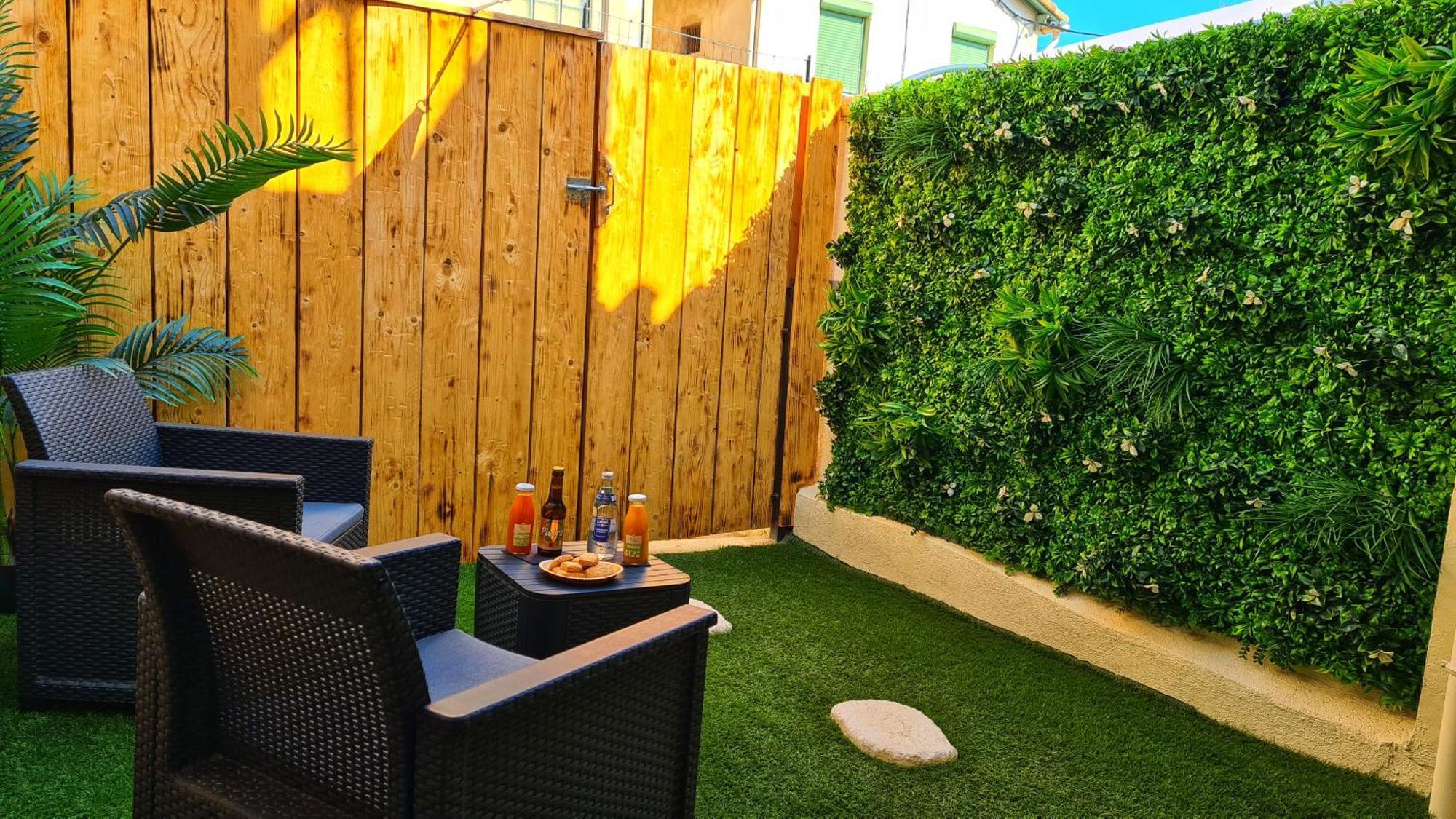T2 Chambre Miroir Jardin Et Parking Prive Marseille Kültér fotó